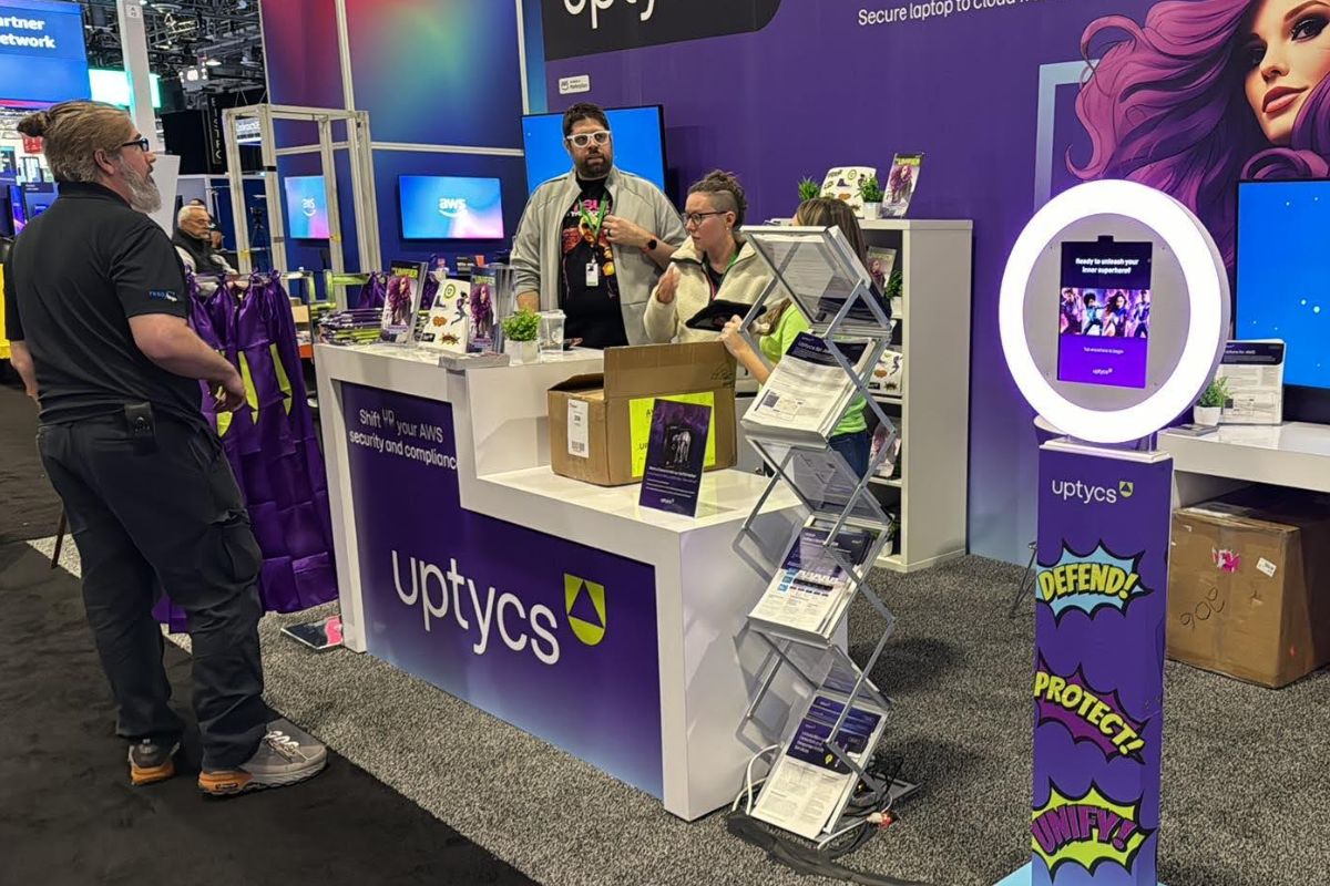 AI-powered trade show photo booth at Uptycs event