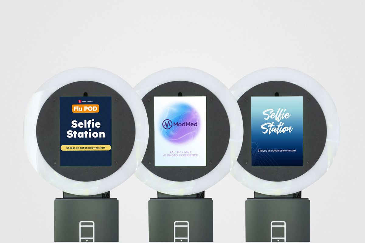 Custom branded start screen for selfie station photo booth